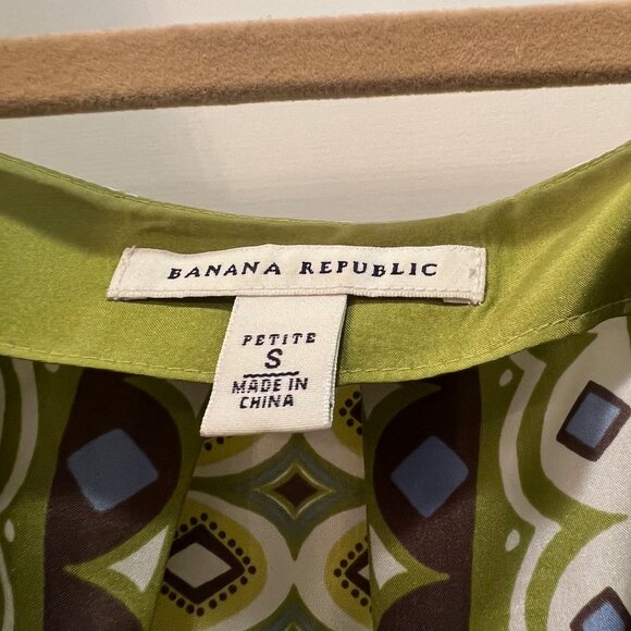 Banana Republic Green Summer Blouse Size - Small (Petite) - Picture 3 of 4